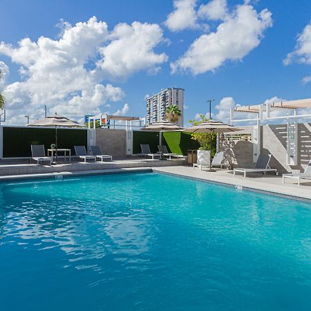 Tryp By Wyndham Isla Verde San Juan Buitenkant foto