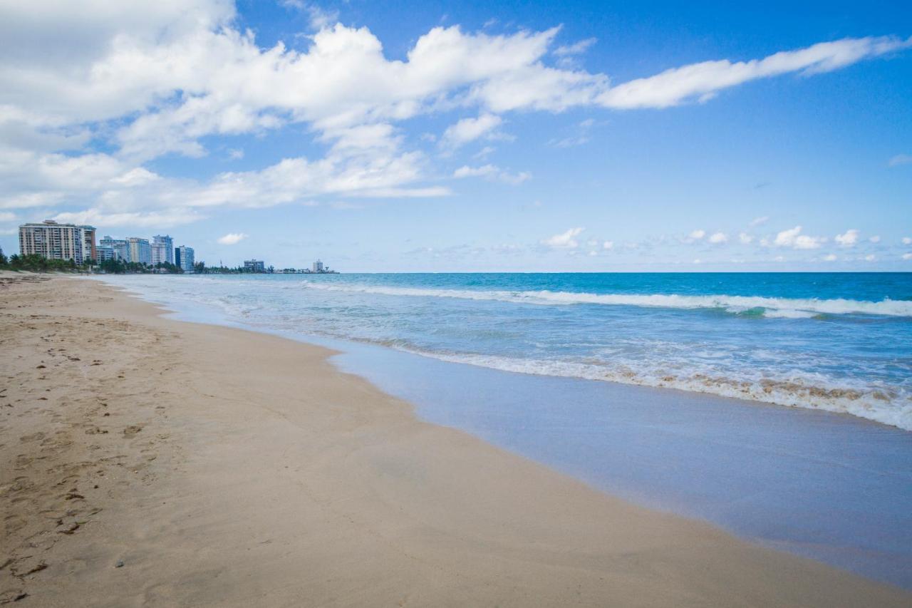 Tryp By Wyndham Isla Verde San Juan Buitenkant foto