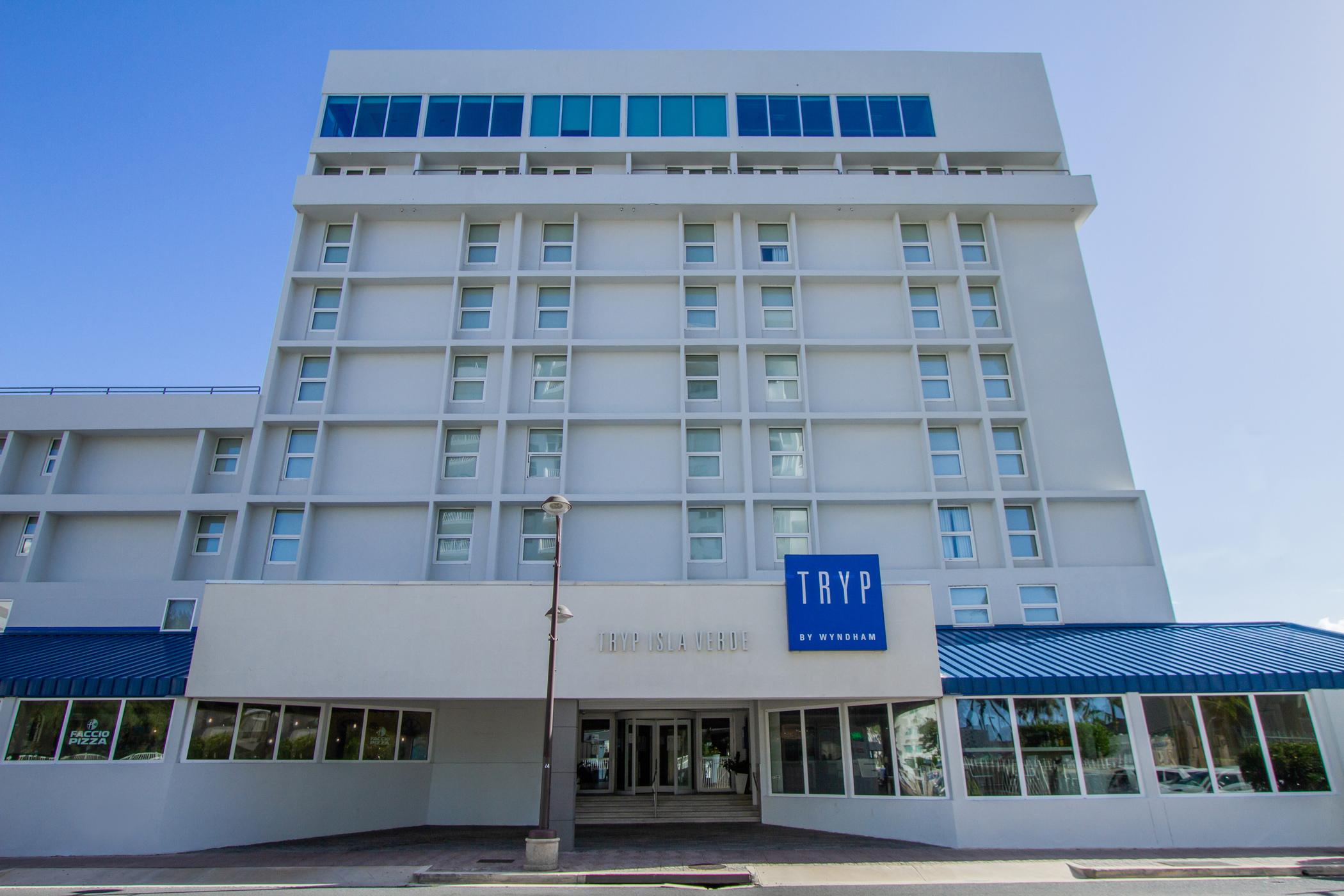 Tryp By Wyndham Isla Verde San Juan Buitenkant foto